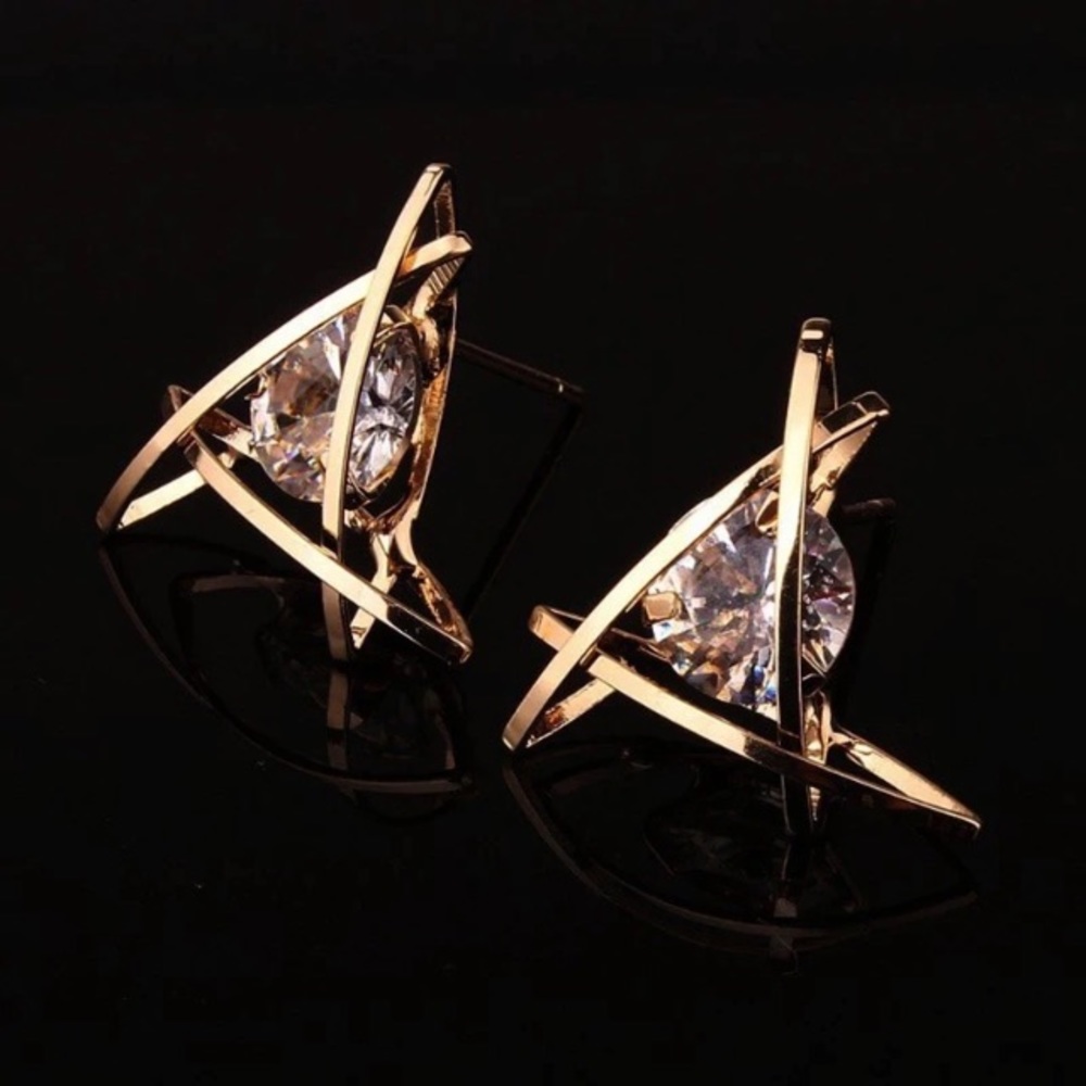💙💎💲FIRM🛍➕BUNDLE 4 DISCOUNT! CAGED CZ💛TRIANGLE - Picture 3 of 8